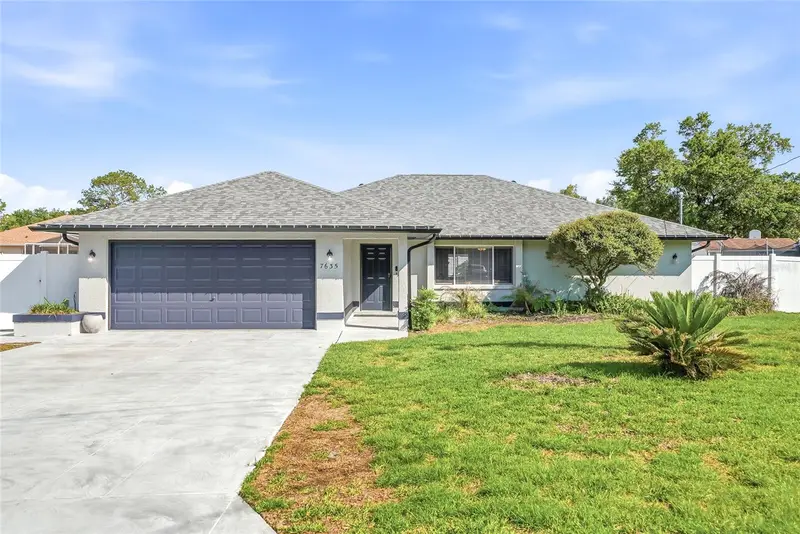 7635 Gates Cir, FL