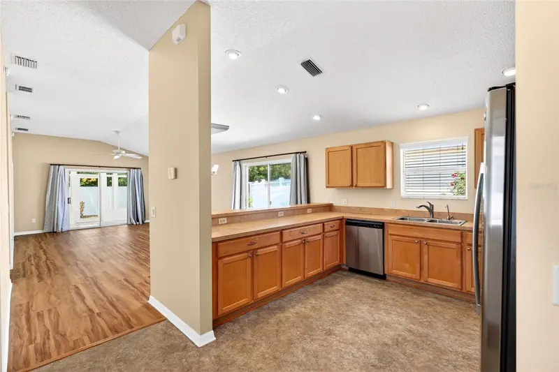 430 Calvert Ter, FL