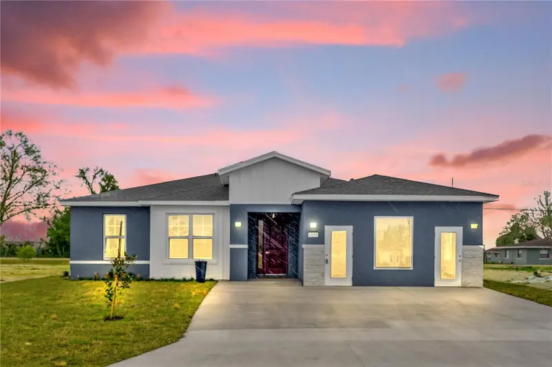 2008 River Hawk Loop, FL