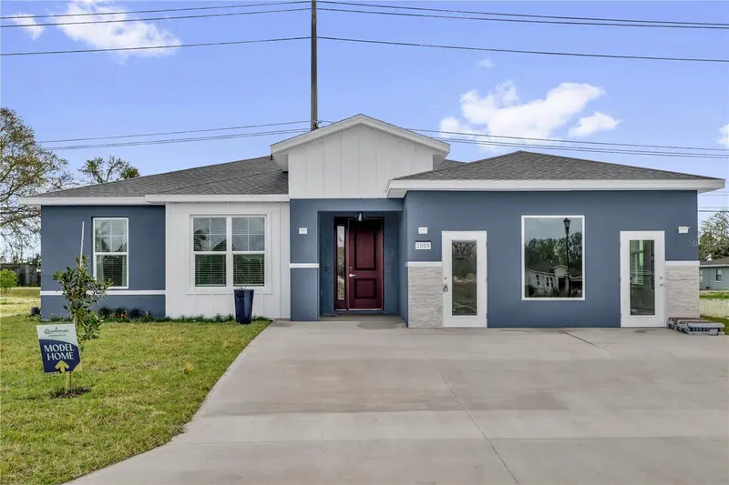 2008 River Hawk Loop, FL