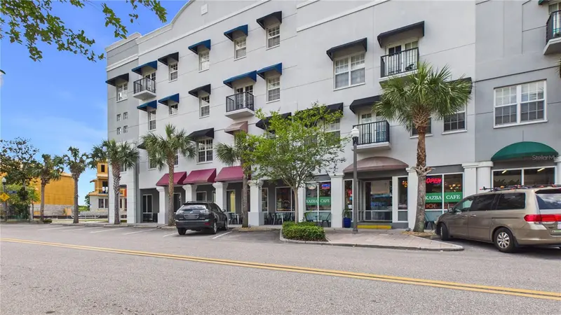 300 State St E #324, FL