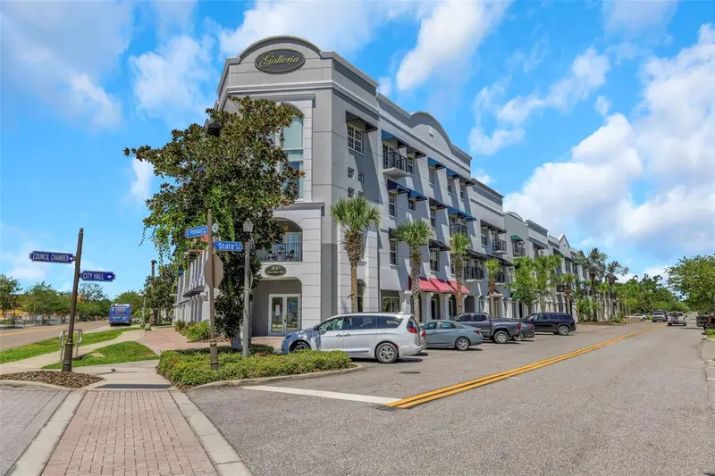 300 State St E #324, FL