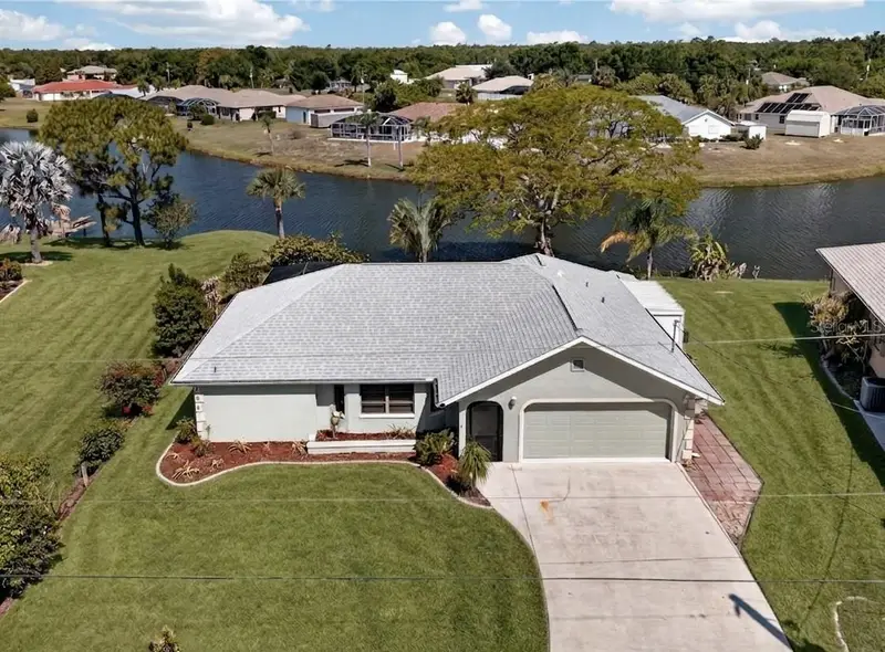 289 Macarthur Dr, FL