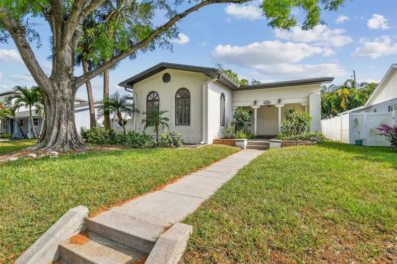 3120 S Julia Cir, FL