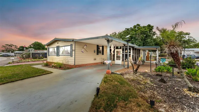 12 Woodland Cir, FL