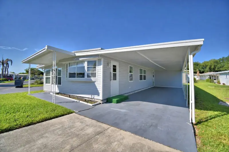 117 Holiday Ln, FL