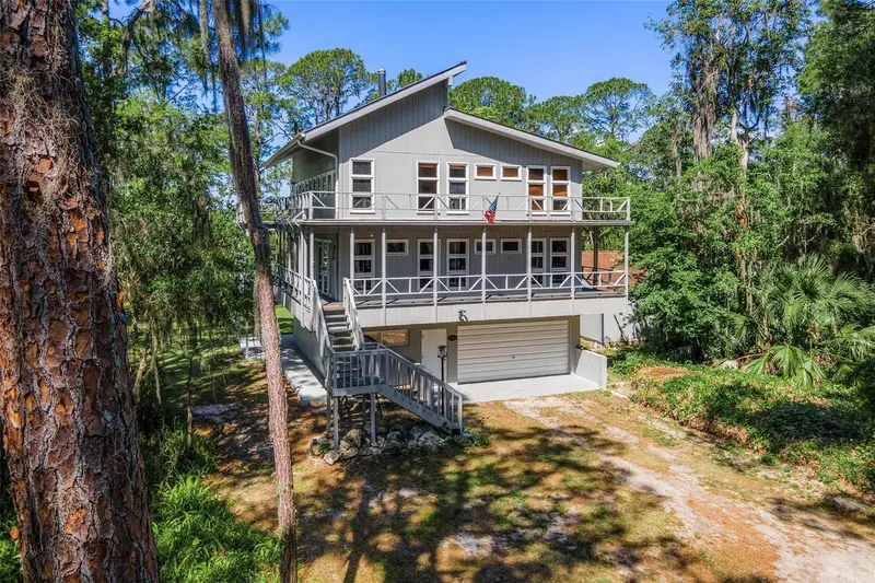 7373 Circle Dr, FL