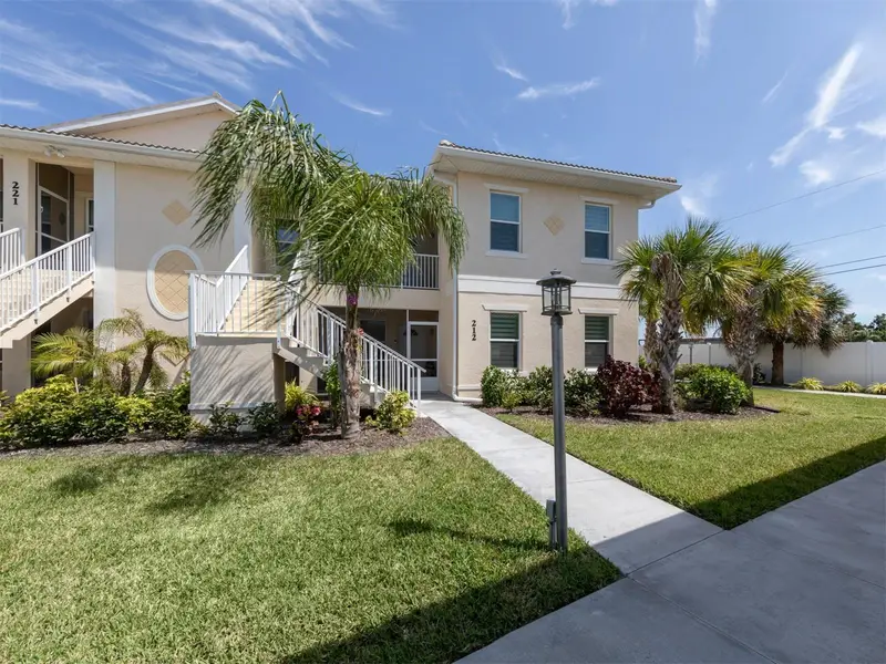 200 Gardens Edge Dr #212, FL