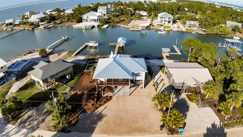 331 Land St, FL