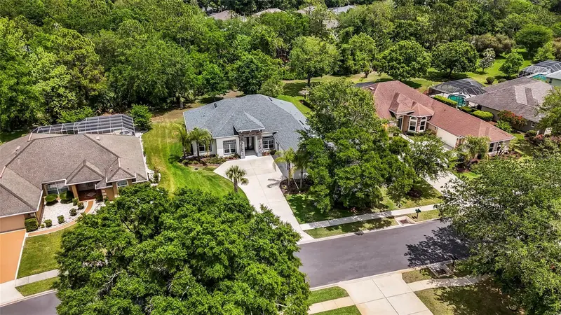 5 Lakeside Pl E, FL