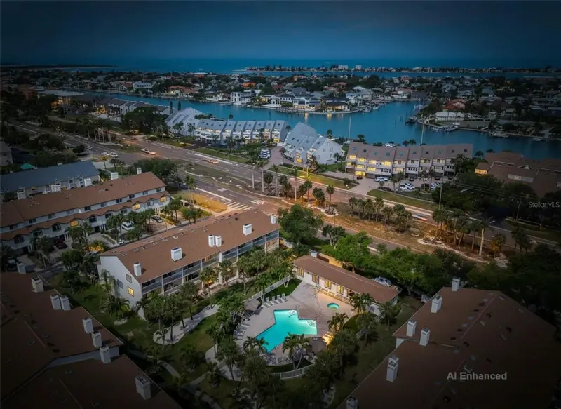 394 Madeira Cir, FL