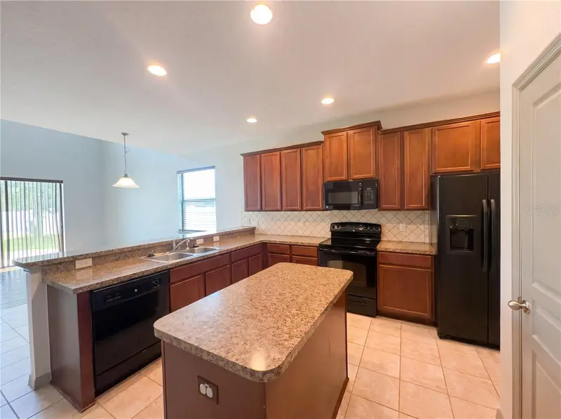 4644 Doral Park Ave, FL