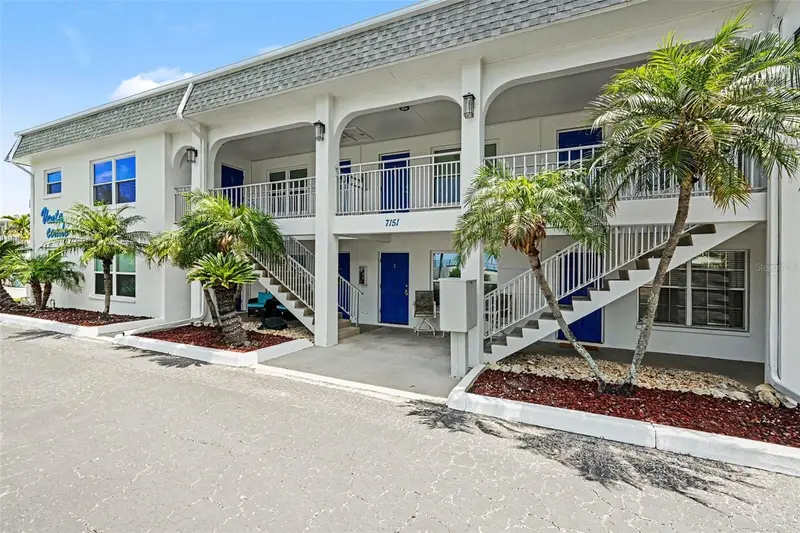 7151 Sunset Way #6, FL