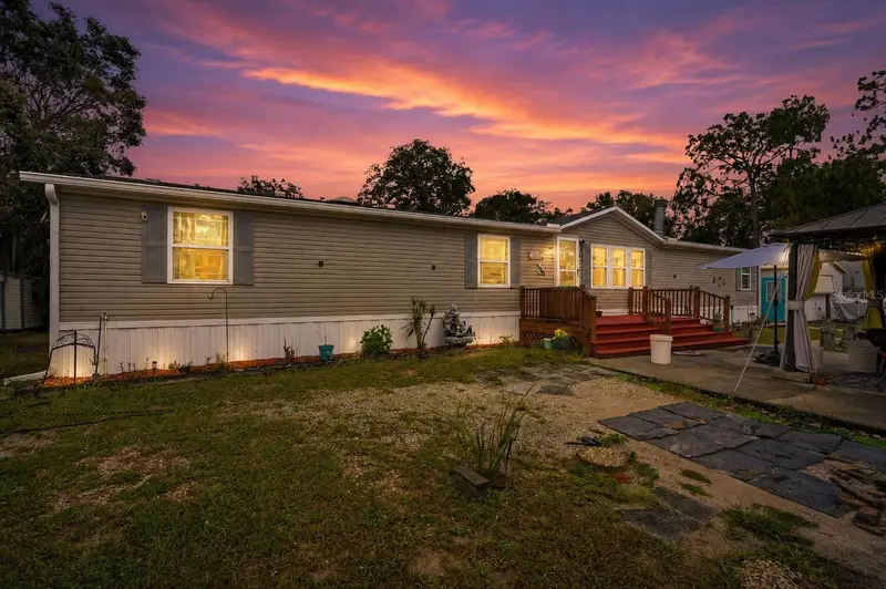 825 Griffith Avenue, FL