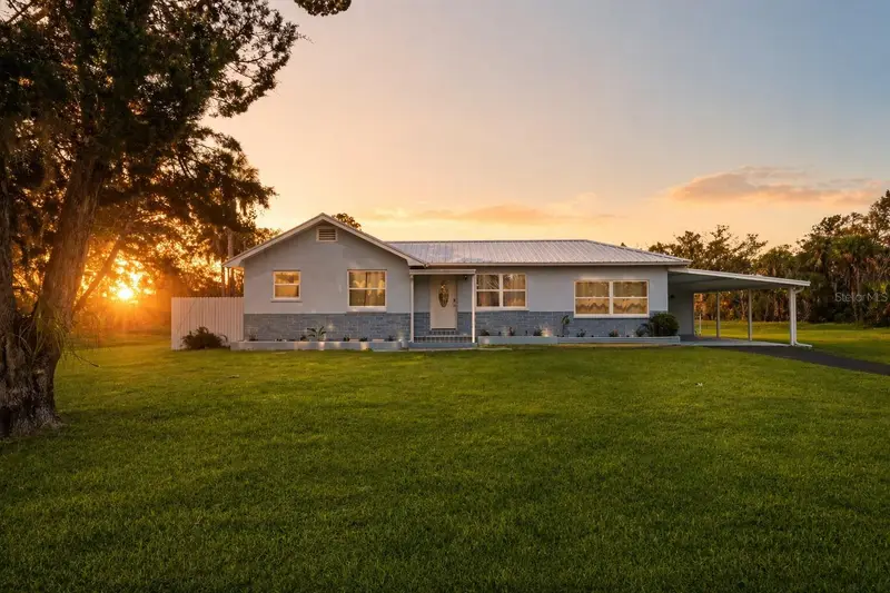 10928 W Fort Island Trl, FL