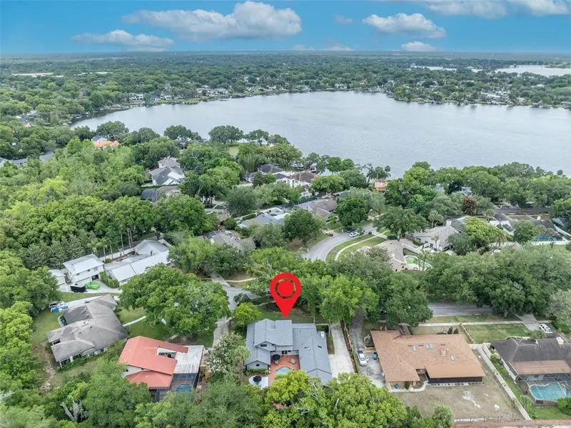 1001 Versailles Ct, FL