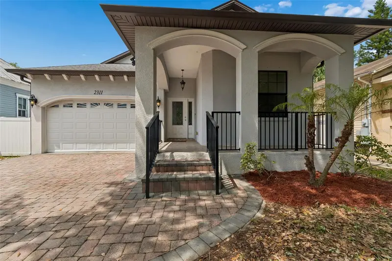 2311 W Aileen St, FL