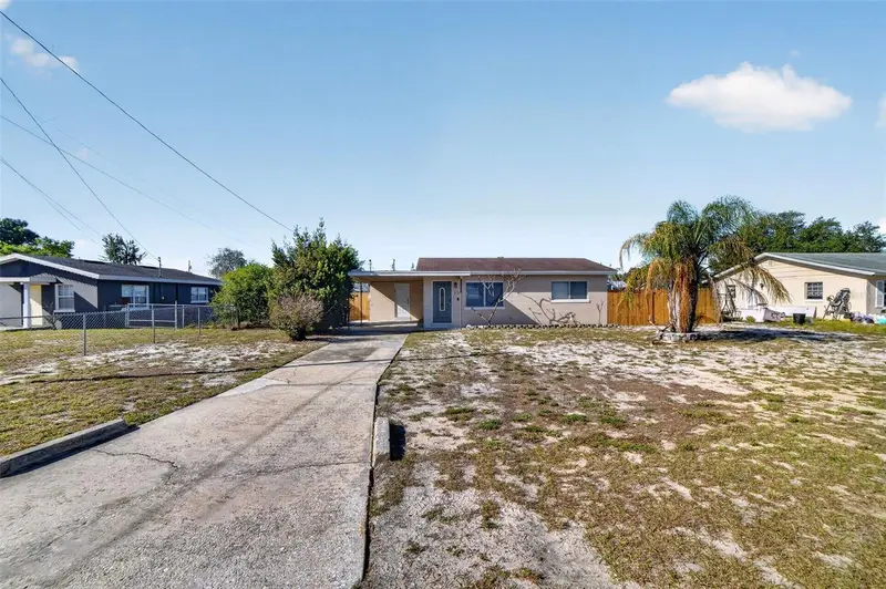 139 Harrison St, FL
