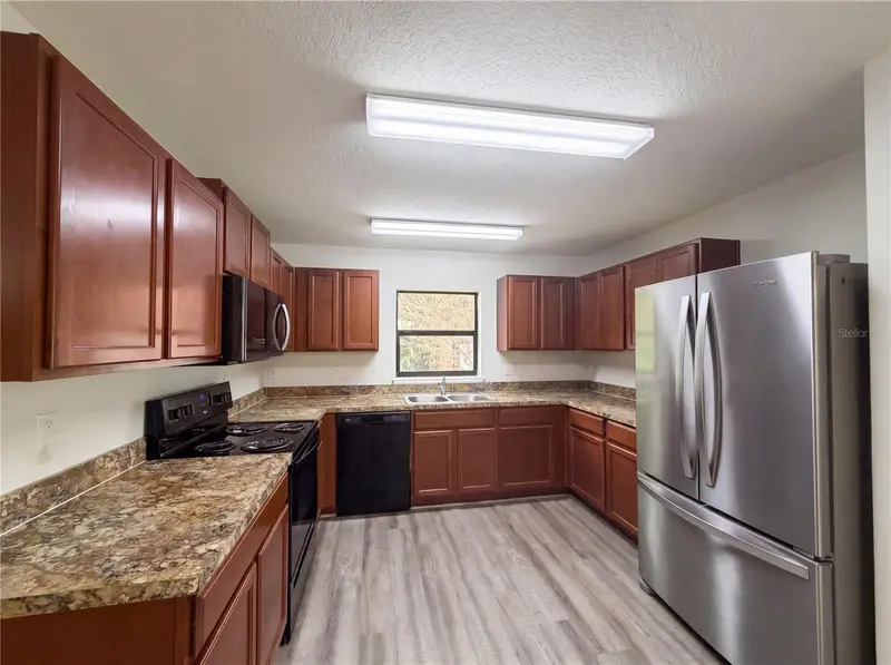 2440 Bracknell Forest Trl, FL