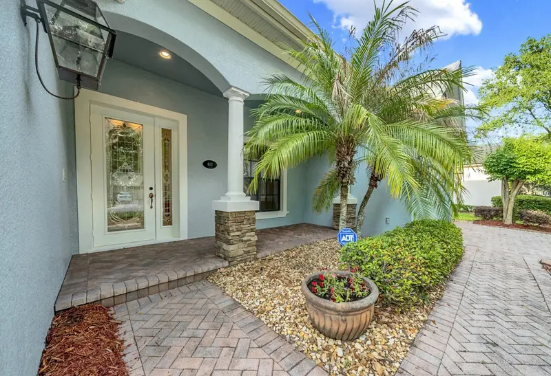 607 Victoria Hills Dr, FL