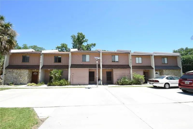 15 Florida Park Dr #6, FL