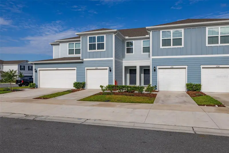 2706 Fetching Trl, FL