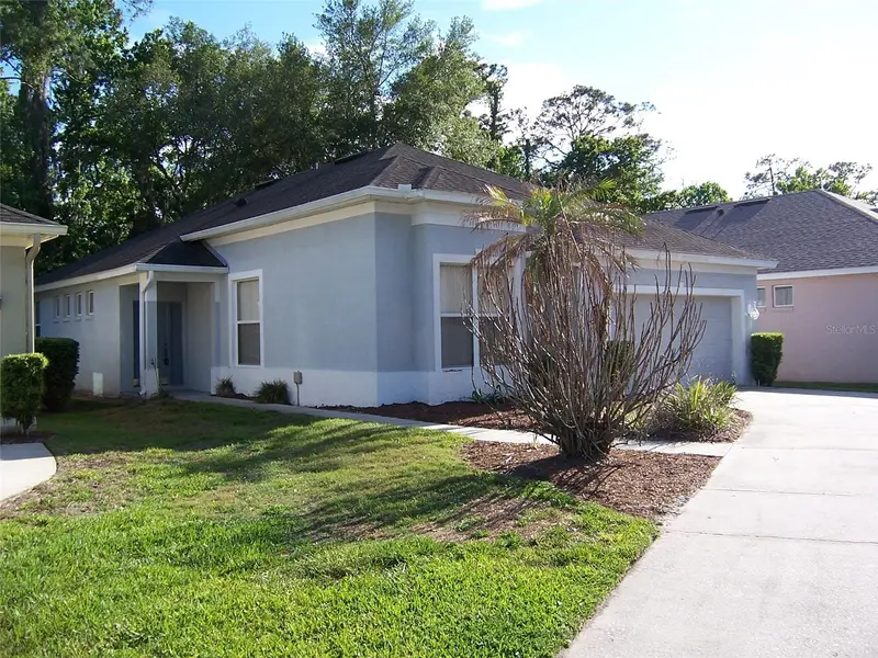 103 Golden Crest Ct, FL