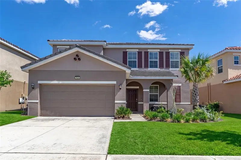 7635 Oakmoss Loop, FL