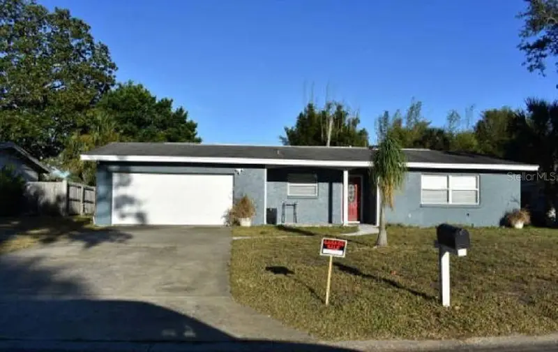 911 Woodmere Cir, FL