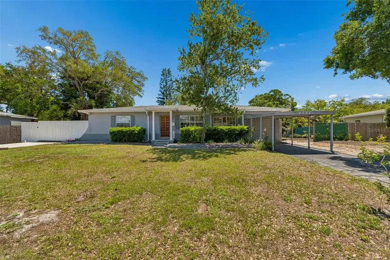 4526 Yardley Ave N, FL