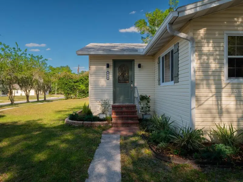 403 E Carolina Ave, FL