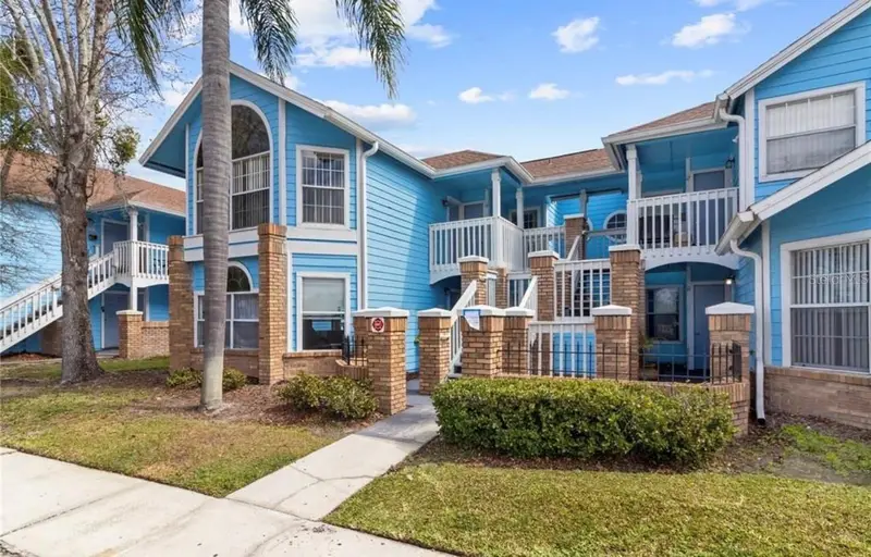 2747 N Poinciana Blvd #14, FL
