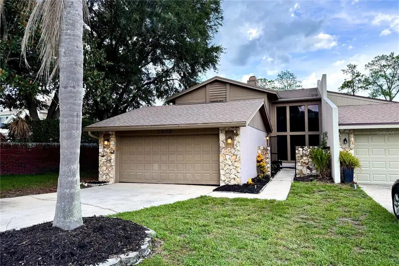 1200 Royal Oak Dr, FL