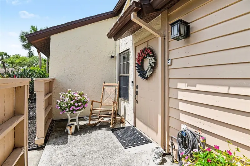 5401 Brassy Loop, FL