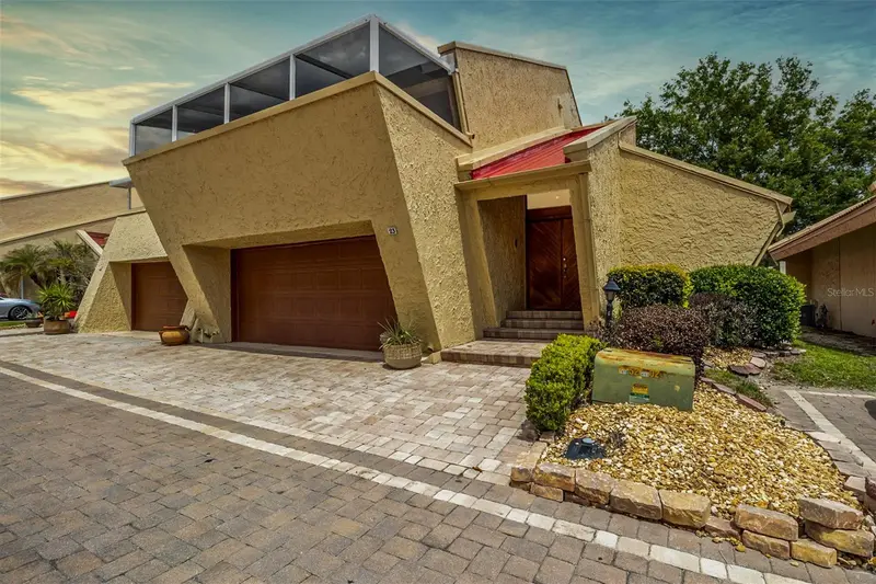 23 Casarena Ct, FL