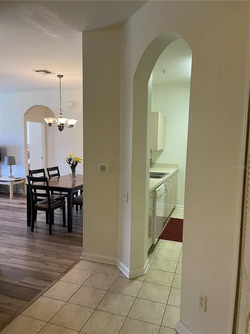 2306 Silver Palm Dr #105, FL