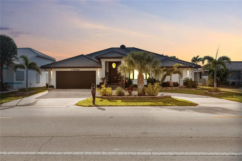 857 Bal Harbor Blvd, FL