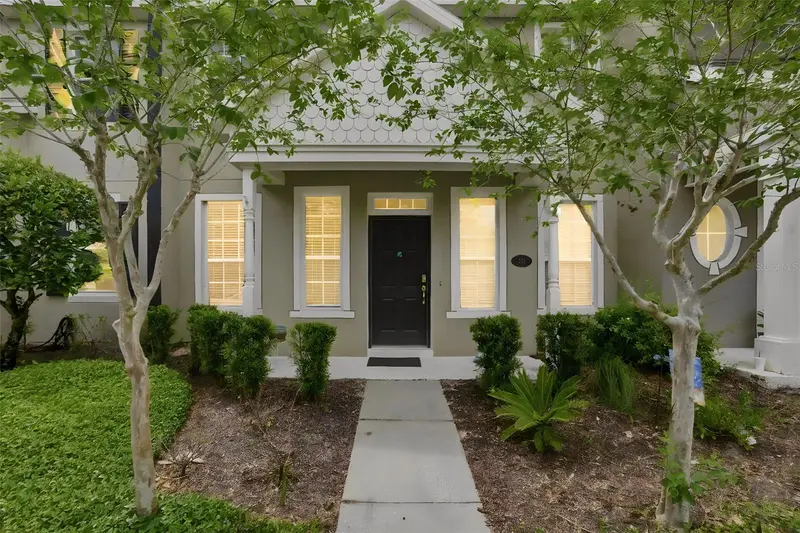 224 Woodhouse Ln, FL