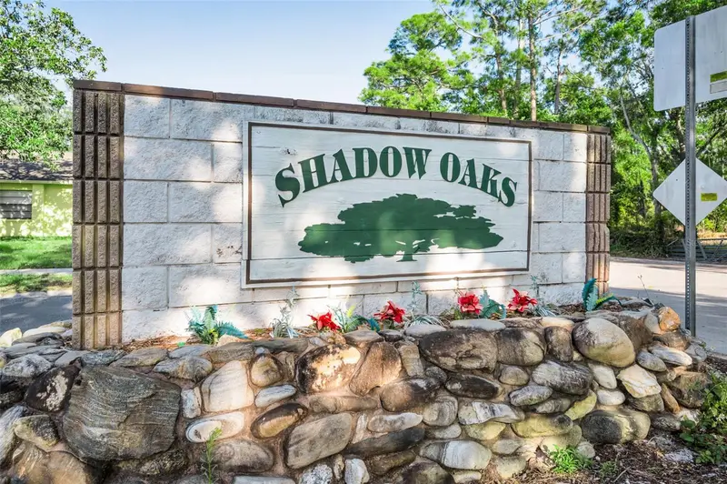 3011 Shadow Oaks Dr, FL