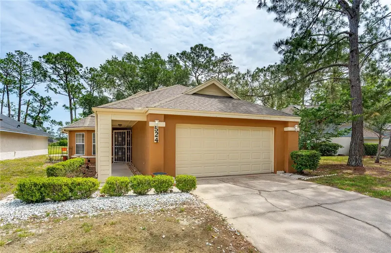 524 Crooked Stick Dr, FL