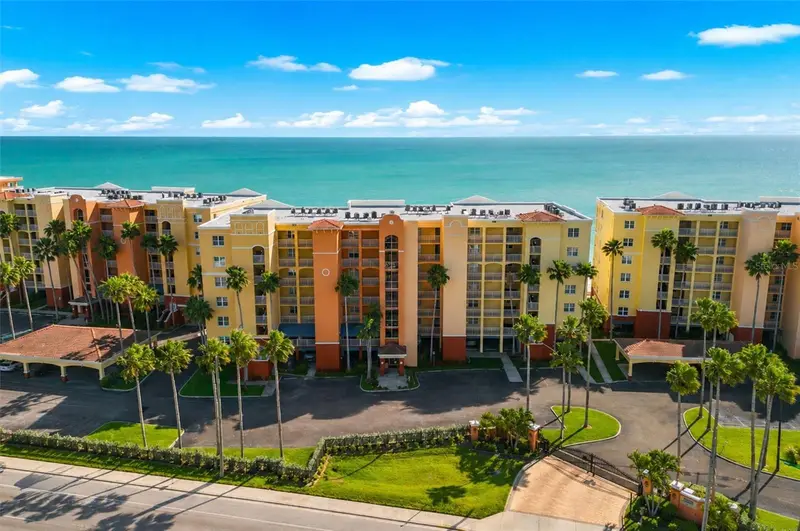 16500 Gulf Blvd #352, FL