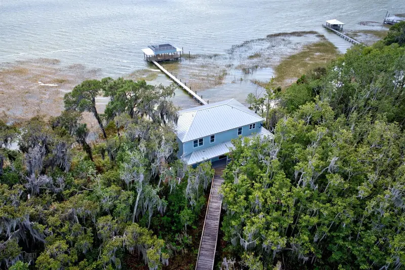 424 Lake Mirror Dr, FL