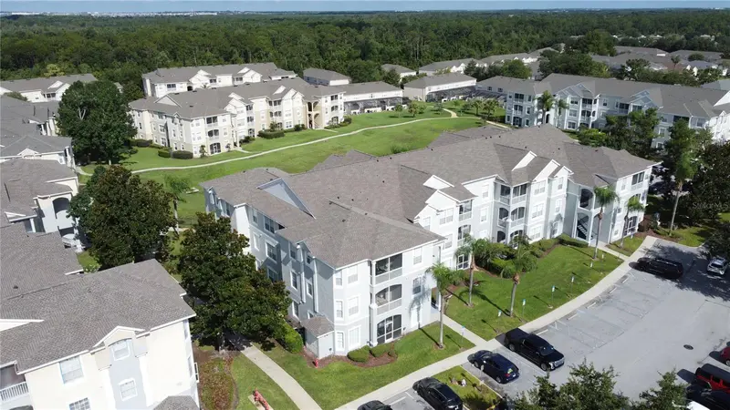 2300 Butterfly Palm Way #203, FL