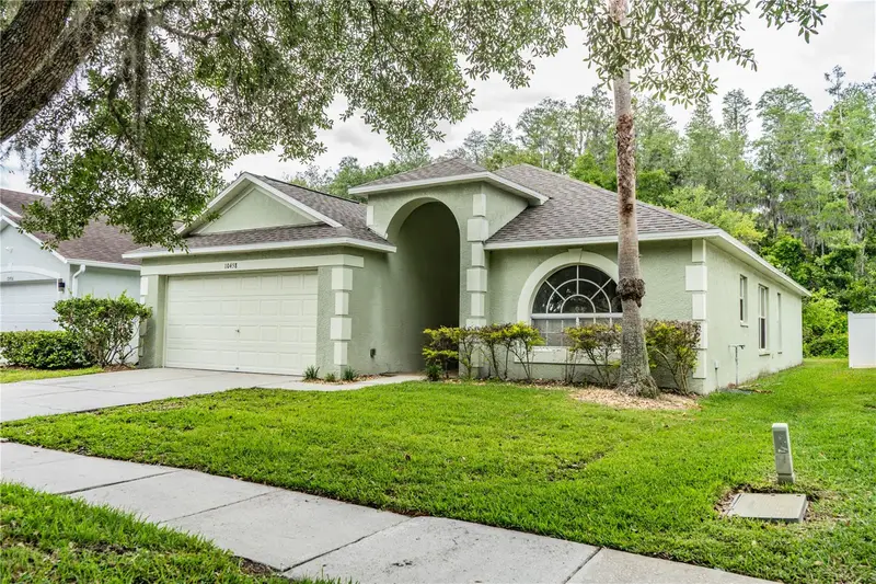10458 Lucaya Dr, FL
