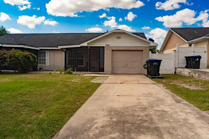 7104 Blue Earth Ct, FL