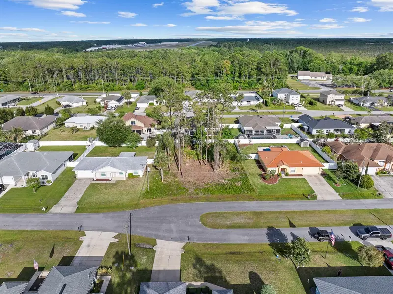7 Zealand Pl, FL