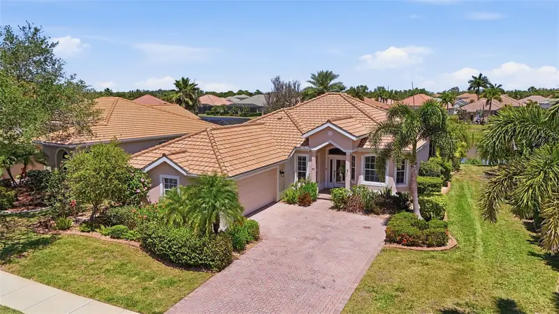 11837 Granite Woods Loop, FL