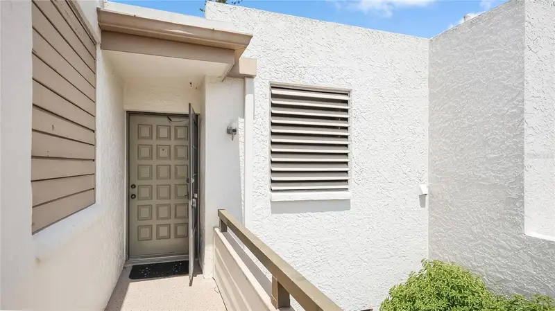 303 Springdale Dr #303, FL