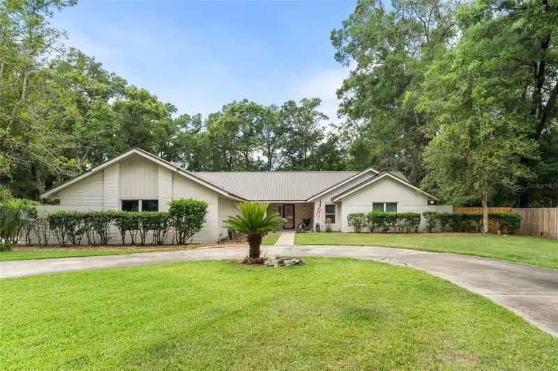 110 Ne 53rd Ct, FL