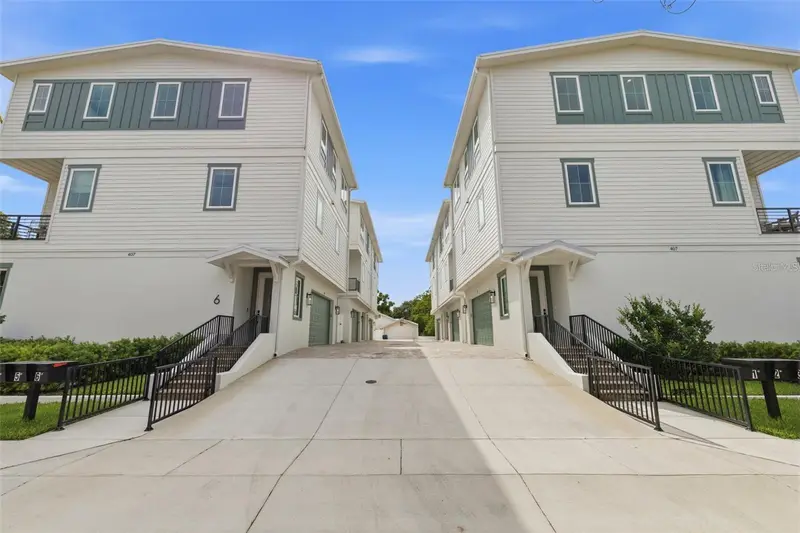 407 S Albany Ave #4, FL